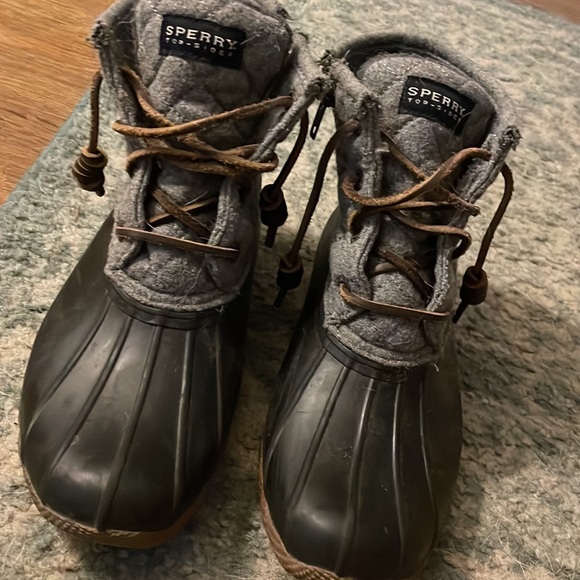 Sperry Shoes - Sperry boots💕